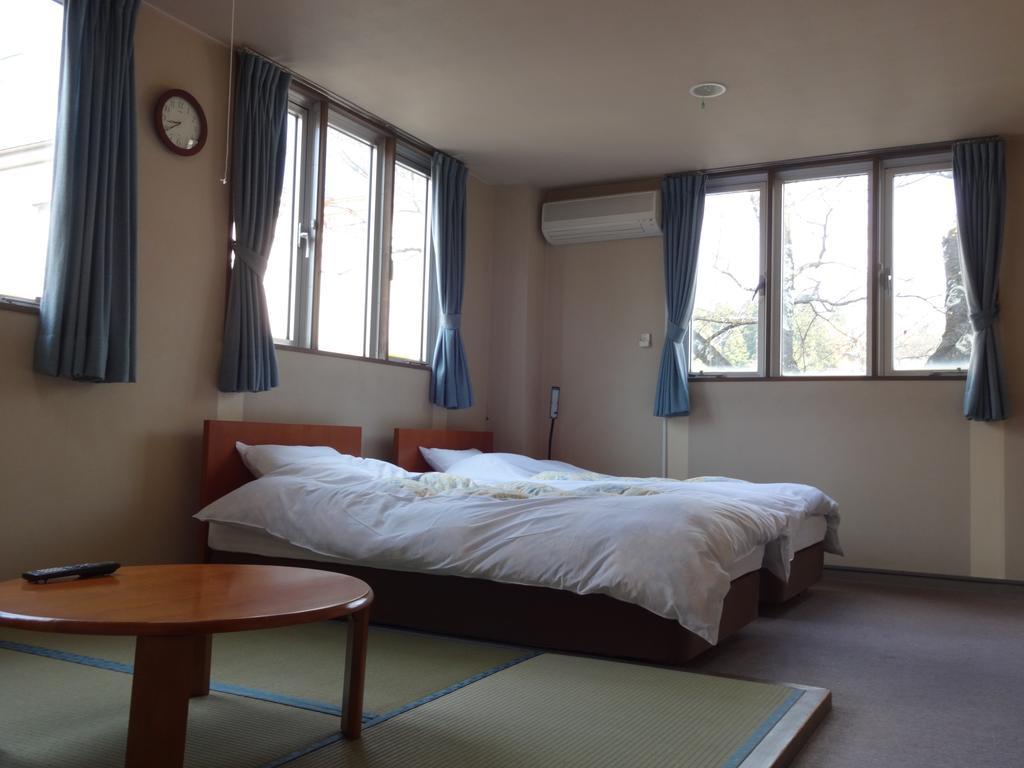 Oomukou Ryokan Hakuba Exterior photo