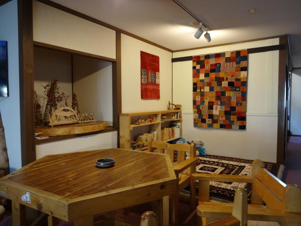 Oomukou Ryokan Hakuba Exterior photo